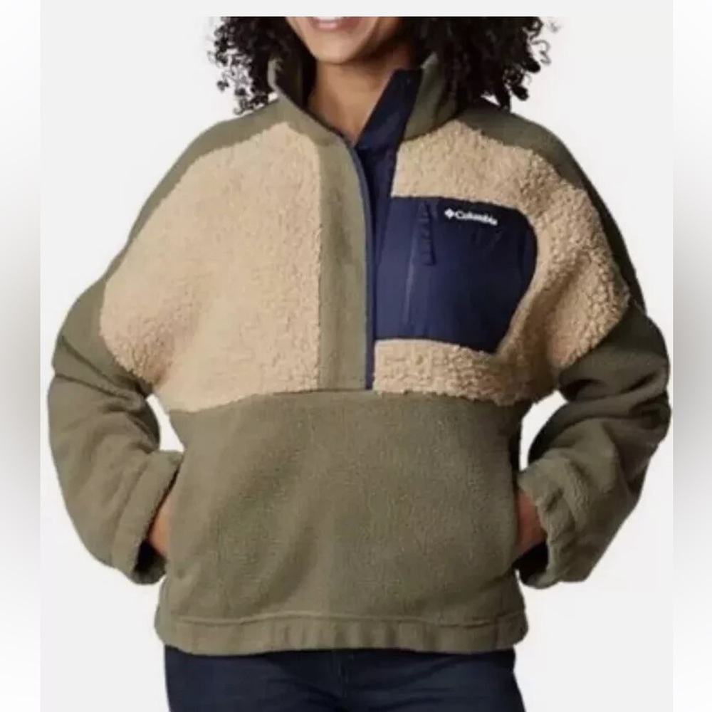NWT- Columbia Lodge Sherpa 1/4 Snap Pullover Fleece Green. Size XXL.